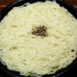 細ざるうどん：45年以上、究極のこしで進化させて当店の代表作、ざるうどんです。